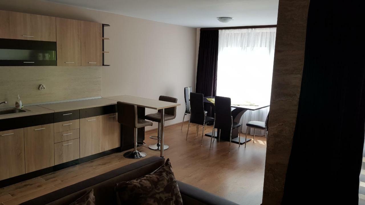 Studio Kamelia Kazanlŭk Buitenkant foto