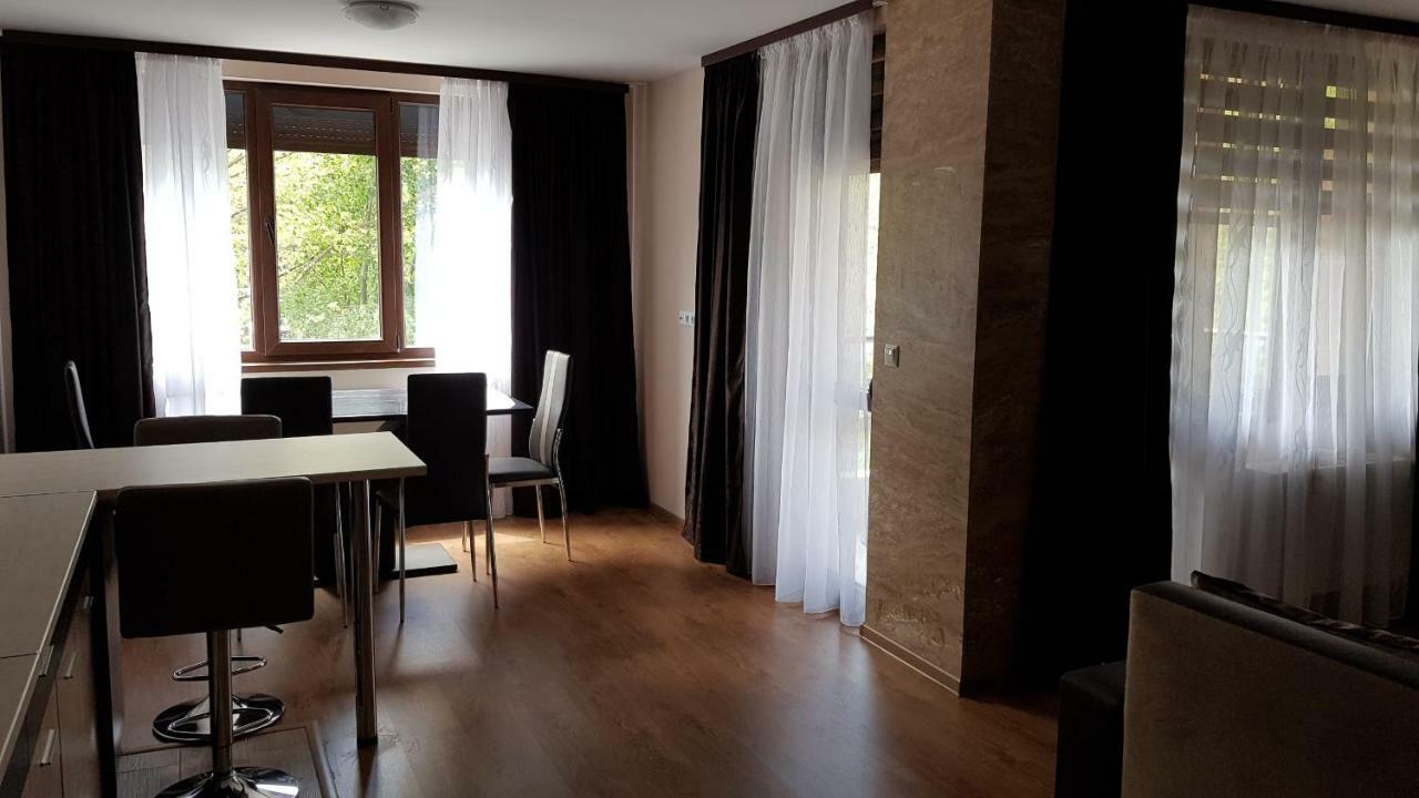 Studio Kamelia Kazanlŭk Buitenkant foto