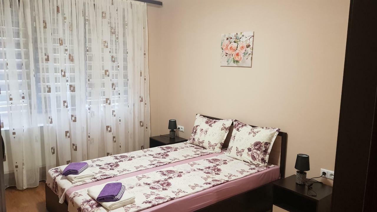 Studio Kamelia Kazanlŭk Buitenkant foto