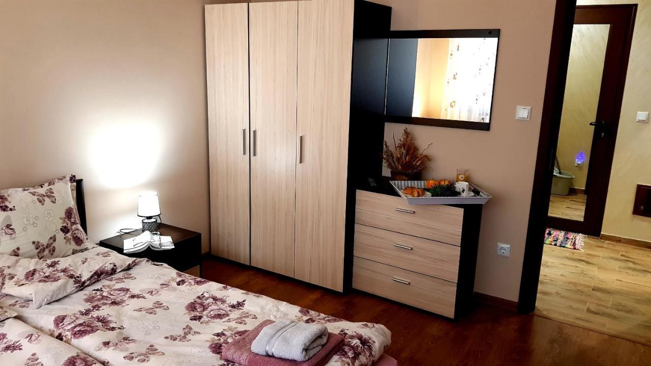 Studio Kamelia Kazanlŭk Buitenkant foto